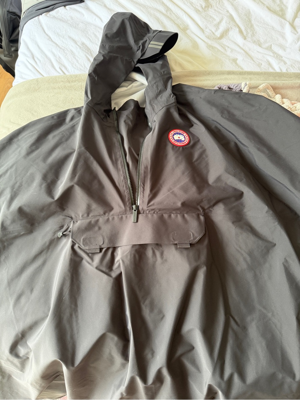 Canada Goose Black Field Poncho - Pullover Anorak with Chest Logo